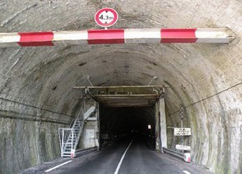Tunnel_du_Roux