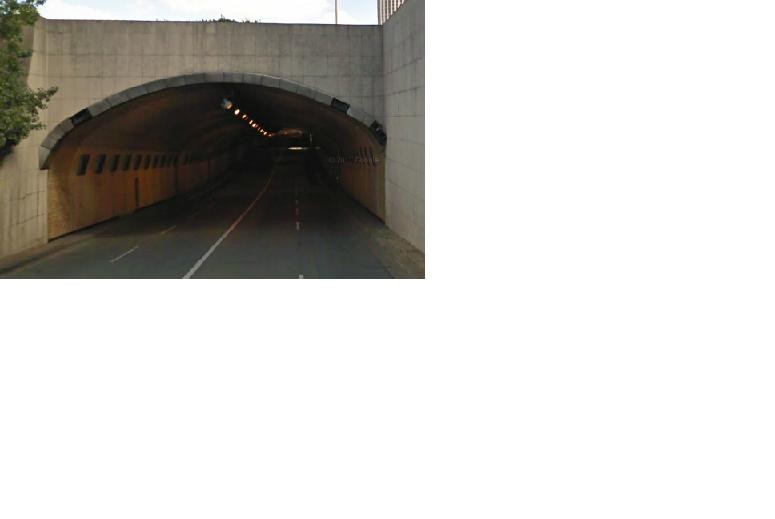 Tunnel_Grand_Maillot_1
