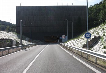 Tunnel_Maurice_Lemaire_1