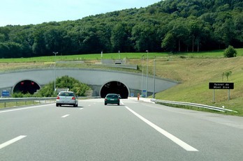 Tunnel_du_Mont_Sion_1
