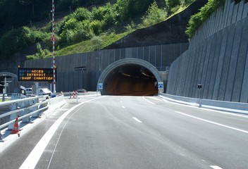 Tunnel_du_Bois_de_Peu_Tête_Sud