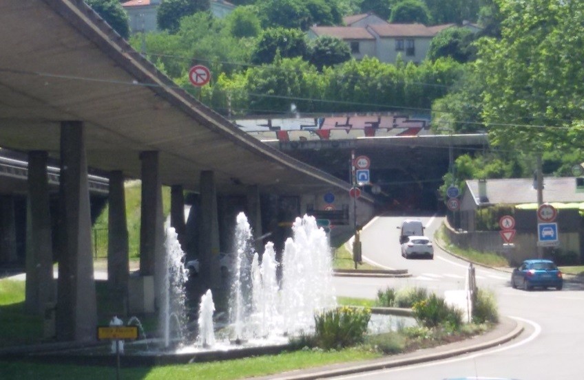 Tunnel_du_Rond_Point_2