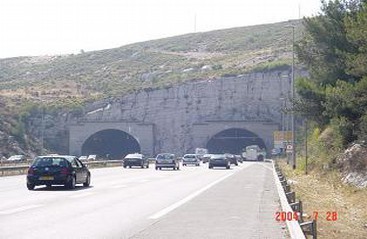 Tunnel_de_Pennes_Mirabeau_Tête_Ouest_Sens_Marseille_Lyon