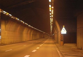 Tunnel_de_Saint_Cloud_2